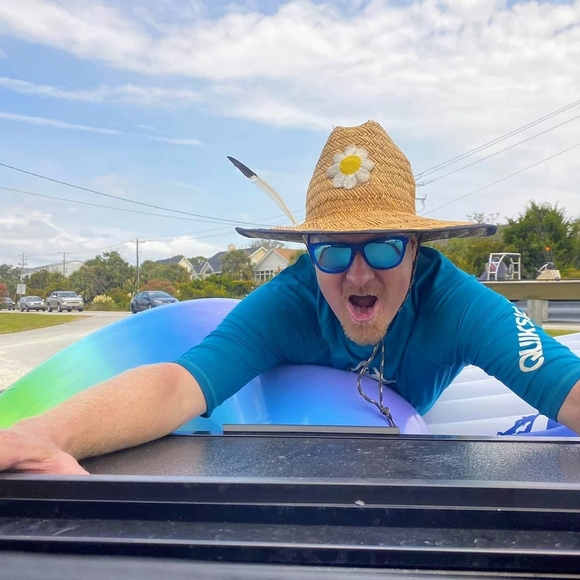 Meet your Posher, Junius - Picture 1 of 1